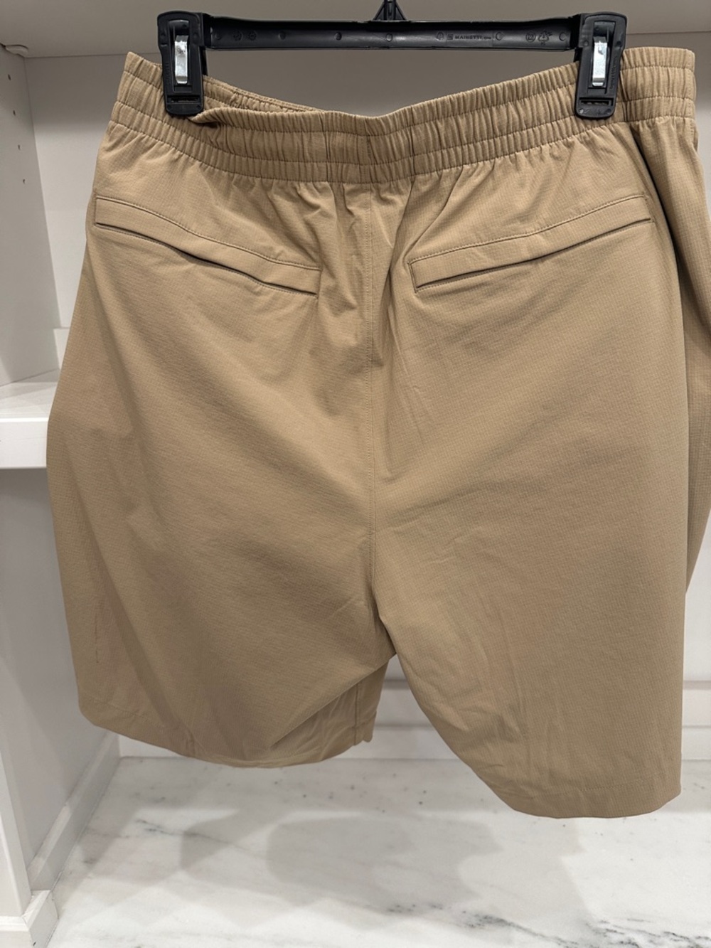 Lululemon size medium Men's Performance Shorts in Tan. New - Picture 2 of 4